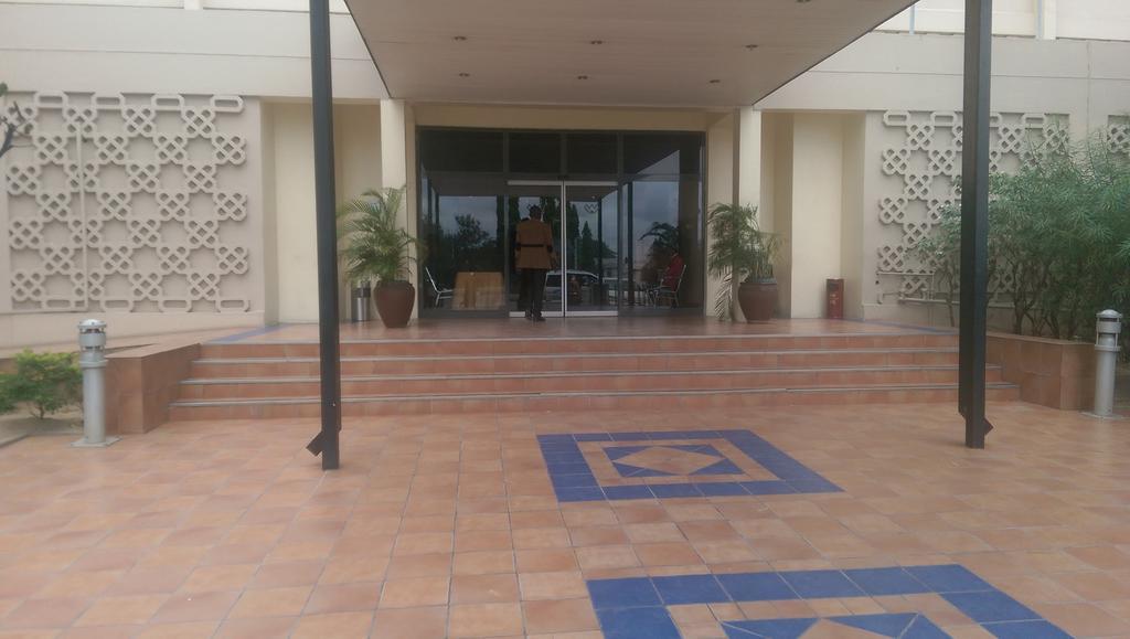 Blue Pearl Hotel & Apartments Dar es Salaam Eksteriør billede