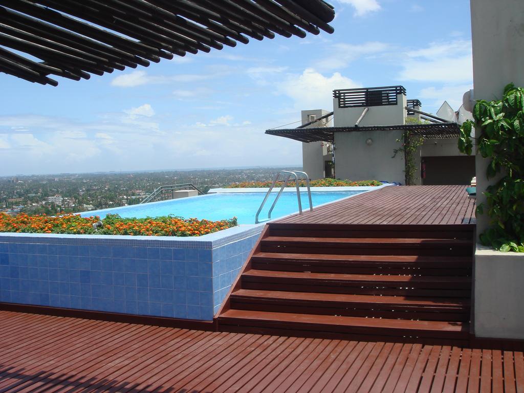 Blue Pearl Hotel & Apartments Dar es Salaam Eksteriør billede